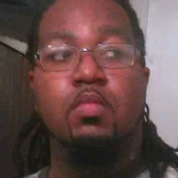 Meet your Posher, Gerry - Picture 1 of 1